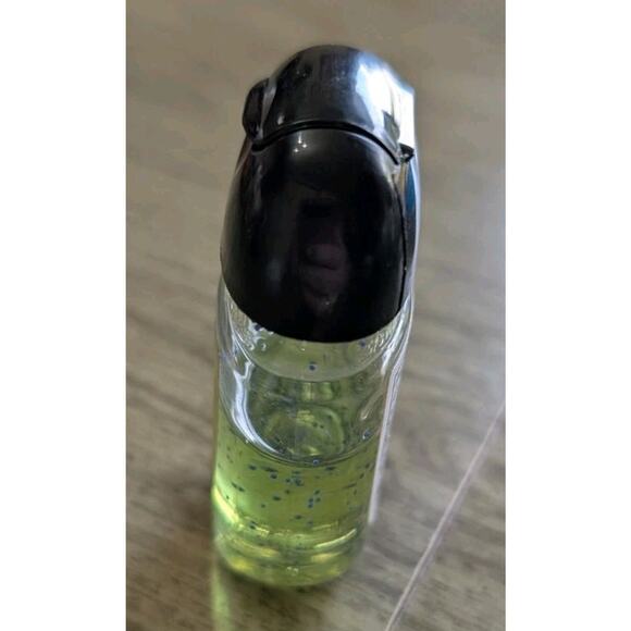 Bath & Body Works PocketBac Holder – Quilted Black Snap Case w/ Butterfly Charm - Picture 6 of 6